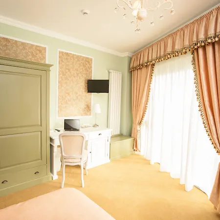 Boutique Lafayette 4*