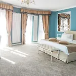 Boutique Lafayette Hotel 4*