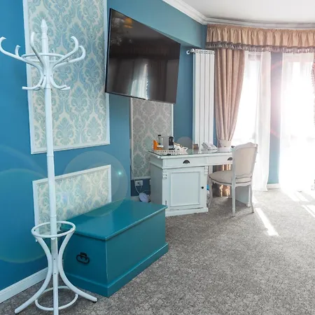 Boutique Lafayette 4* Бухарест