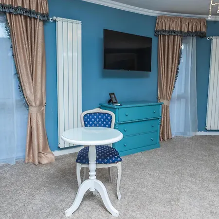 Boutique Lafayette Бухарест