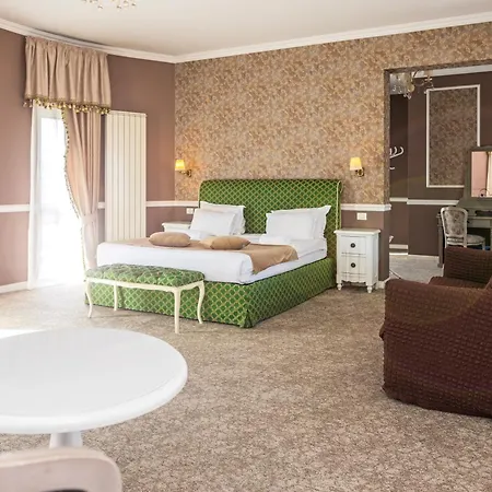 Boutique Lafayette 4*