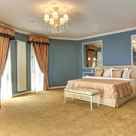 Boutique Lafayette 4*